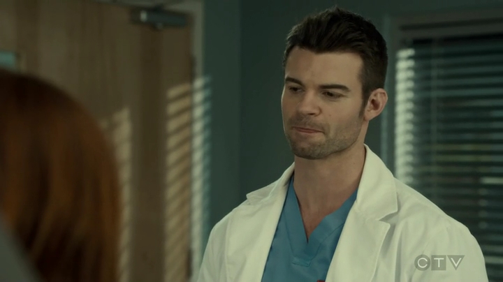 VampireDiariesWorld_dot_nl-SavingHope3x16-1747.jpg