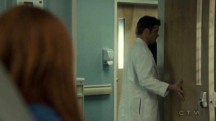 VampireDiariesWorld_dot_nl-SavingHope3x16-1779.jpg