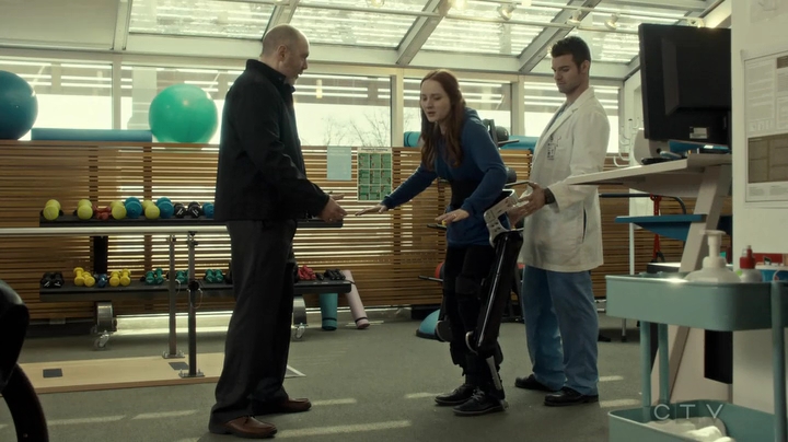 VampireDiariesWorld_dot_nl-SavingHope3x16-2130.jpg