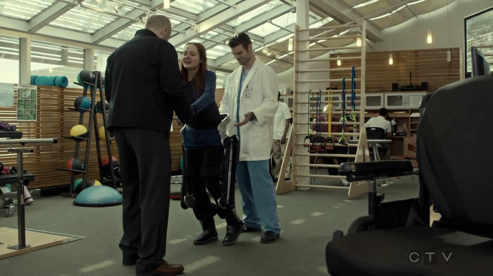 VampireDiariesWorld_dot_nl-SavingHope3x16-2159.jpg