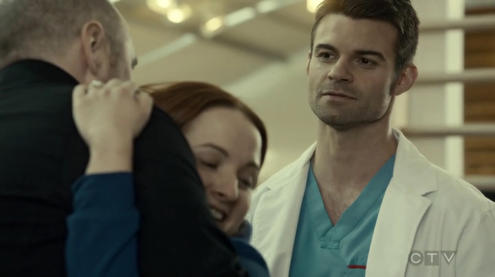 VampireDiariesWorld_dot_nl-SavingHope3x16-2188.jpg