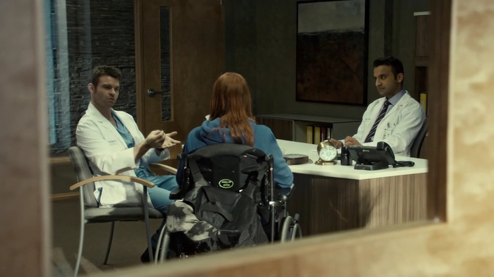 VampireDiariesWorld_dot_nl-SavingHope3x16-255.jpg