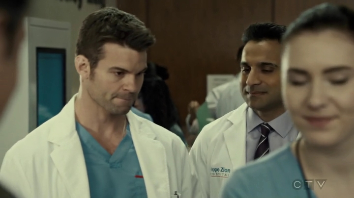 VampireDiariesWorld_dot_nl-SavingHope3x16-319.jpg