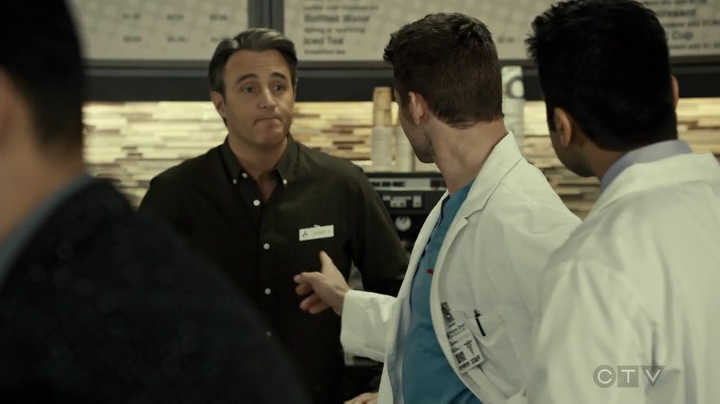 VampireDiariesWorld_dot_nl-SavingHope3x16-335.jpg