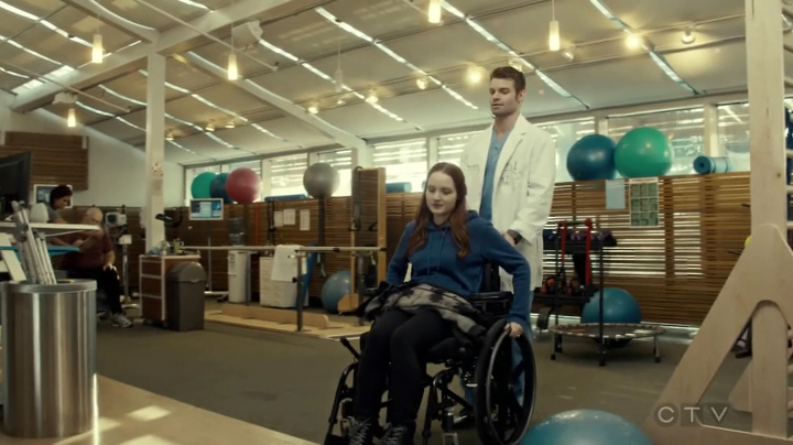 VampireDiariesWorld_dot_nl-SavingHope3x16-467.jpg