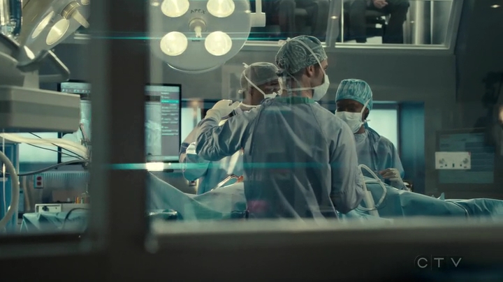 VampireDiariesWorld_dot_nl-SavingHope3x17-1241.jpg