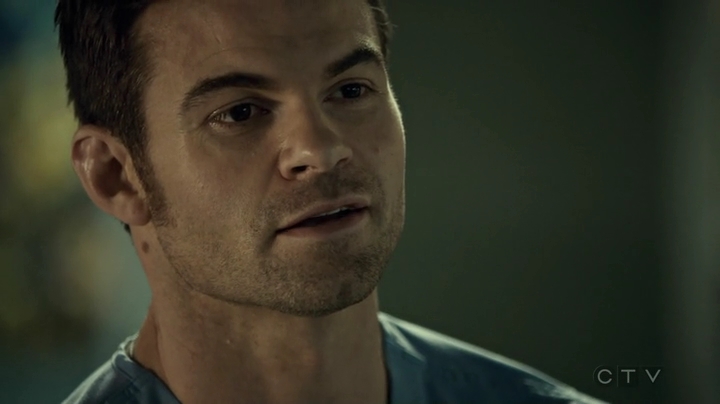 VampireDiariesWorld_dot_nl-SavingHope3x17-2474.jpg