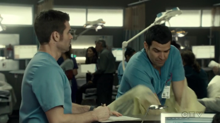 VampireDiariesWorld_dot_nl-SavingHope3x17-297.jpg