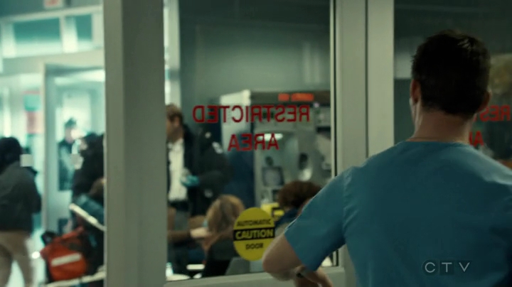 VampireDiariesWorld_dot_nl-SavingHope3x17-308.jpg