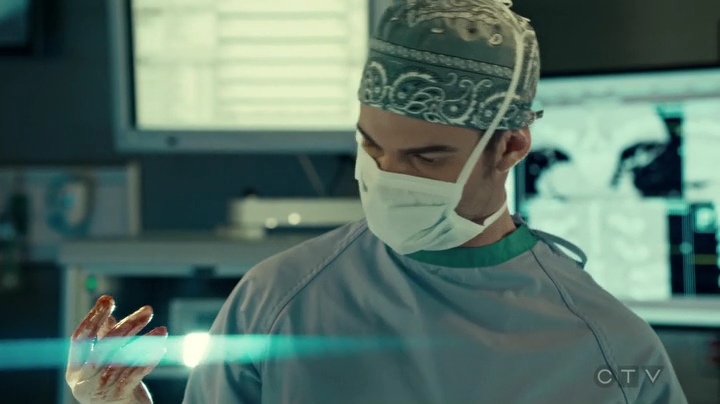 VampireDiariesWorld_dot_nl-SavingHope3x17-997.jpg