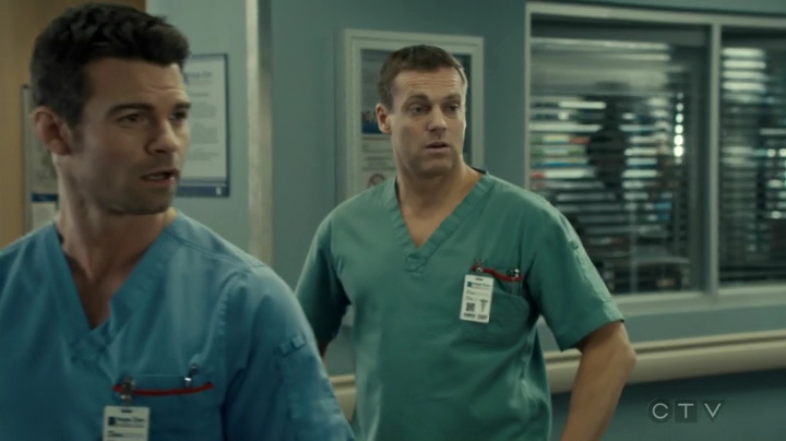 VampireDiariesWorld_dot_nl-SavingHope3x18-112.jpg