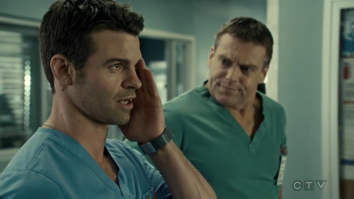 VampireDiariesWorld_dot_nl-SavingHope3x18-141.jpg