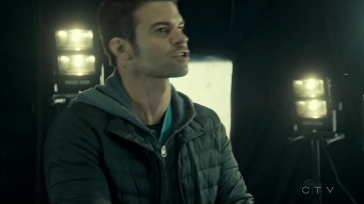 VampireDiariesWorld_dot_nl-SavingHope3x18-1826.jpg VampireDiariesWorld_dot_nl-SavingHope3x18-1826.jpg