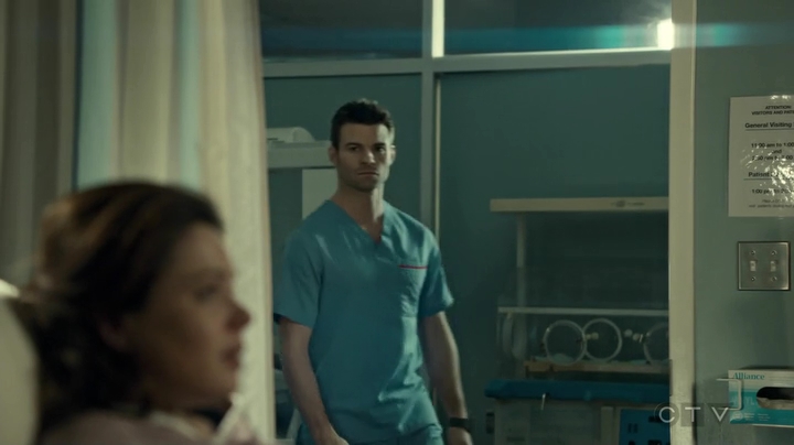 VampireDiariesWorld_dot_nl-SavingHope3x18-2406.jpg