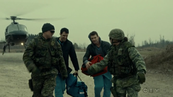 VampireDiariesWorld_dot_nl-SavingHope3x18-439.jpg