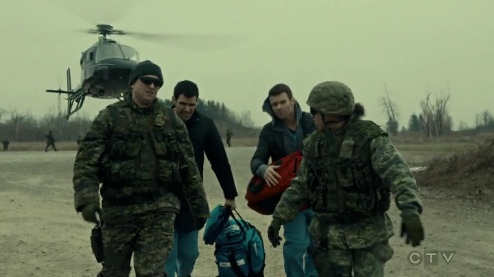VampireDiariesWorld_dot_nl-SavingHope3x18-440.jpg
