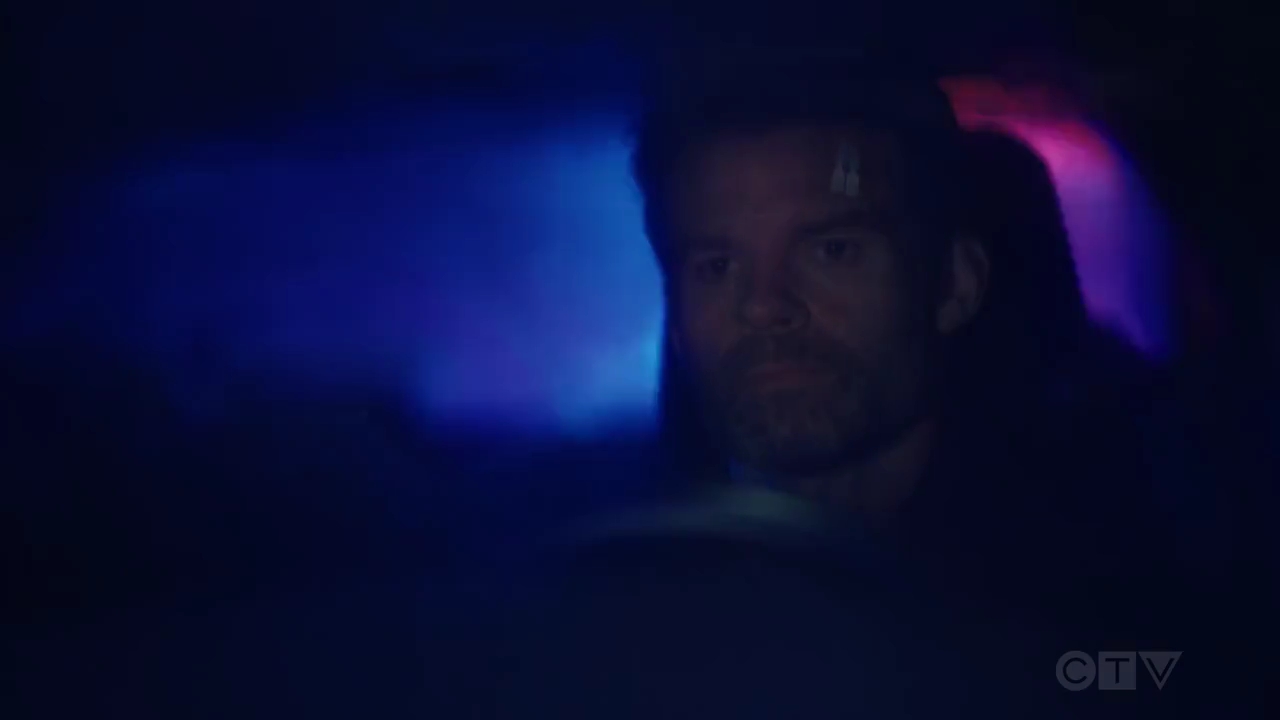 VampireDiariesWorld-dot-nl_SightUnseen1x01-2377.jpg