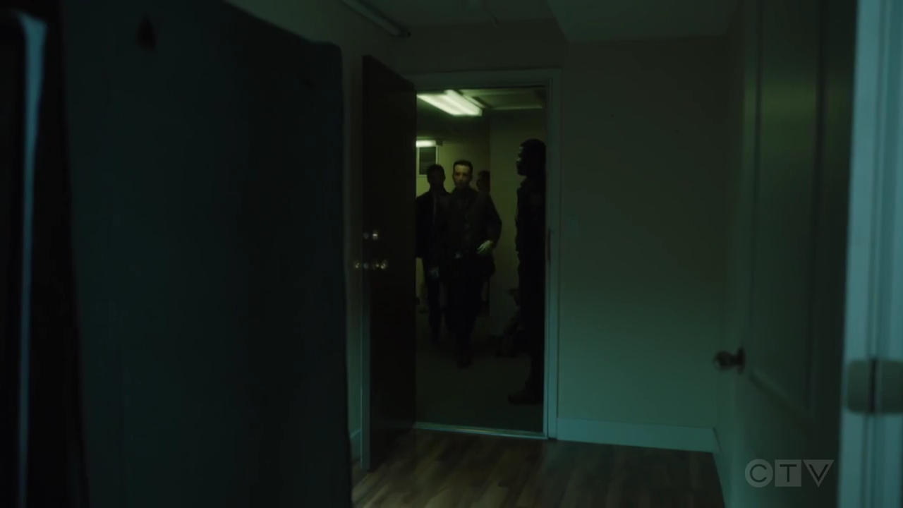VampireDiariesWorld-dot-nl_SightUnseen1x03-1001.jpg