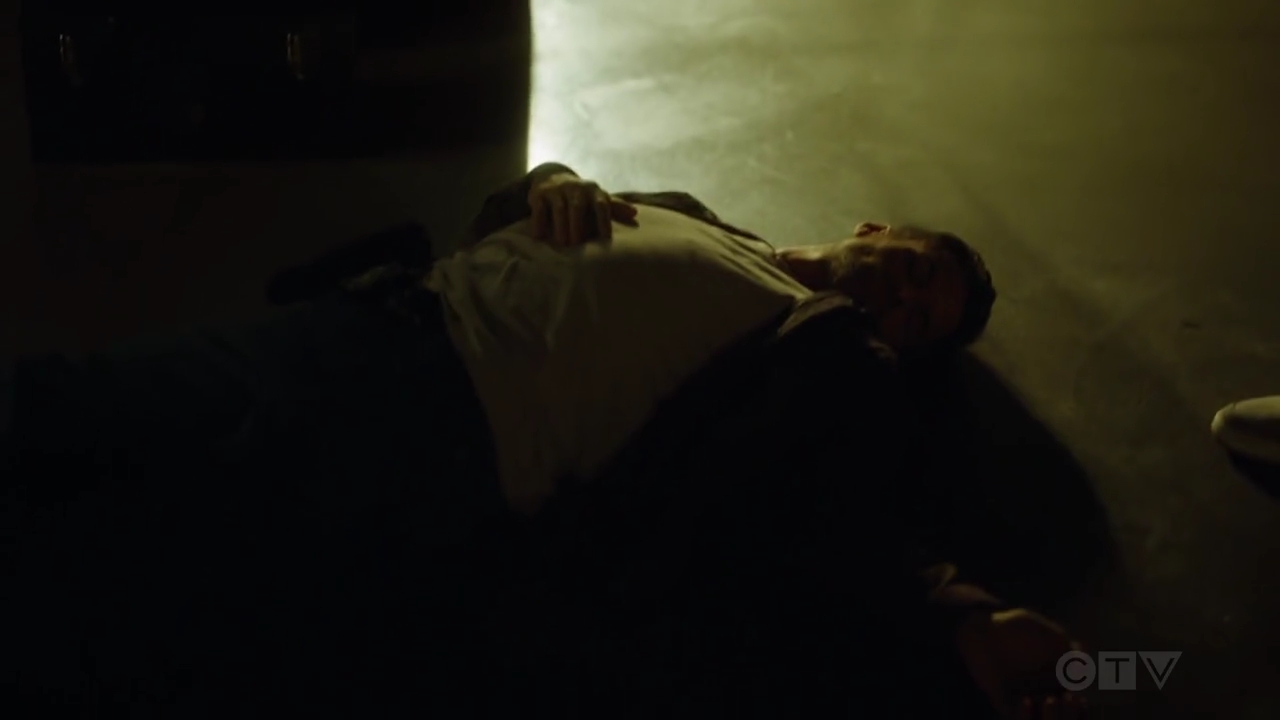 VampireDiariesWorld-dot-nl_SightUnseen1x03-2046.jpg