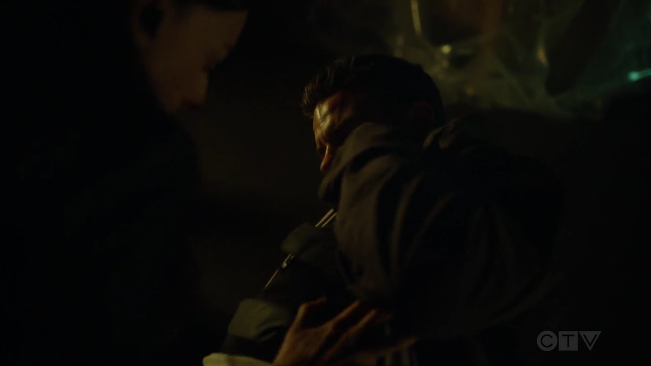 VampireDiariesWorld-dot-nl_SightUnseen1x03-2208.jpg