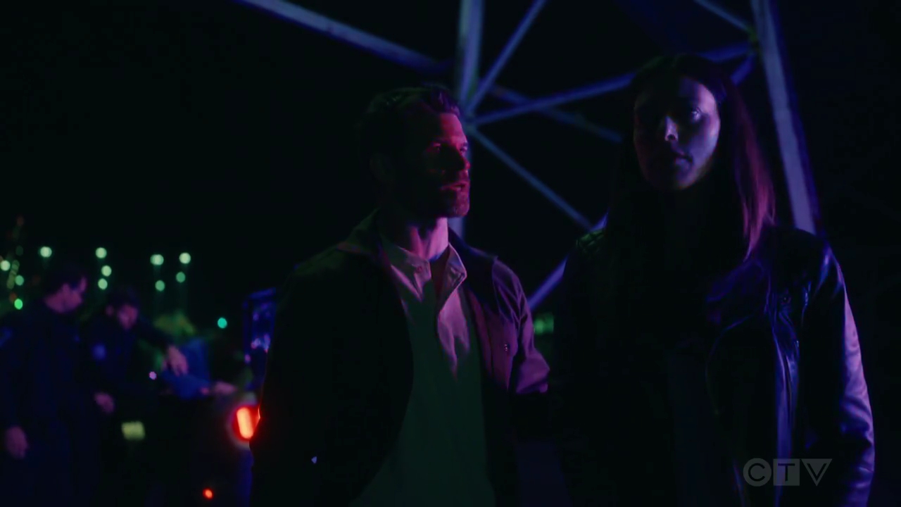 VampireDiariesWorld-dot-nl_SightUnseen1x04-1977.jpg