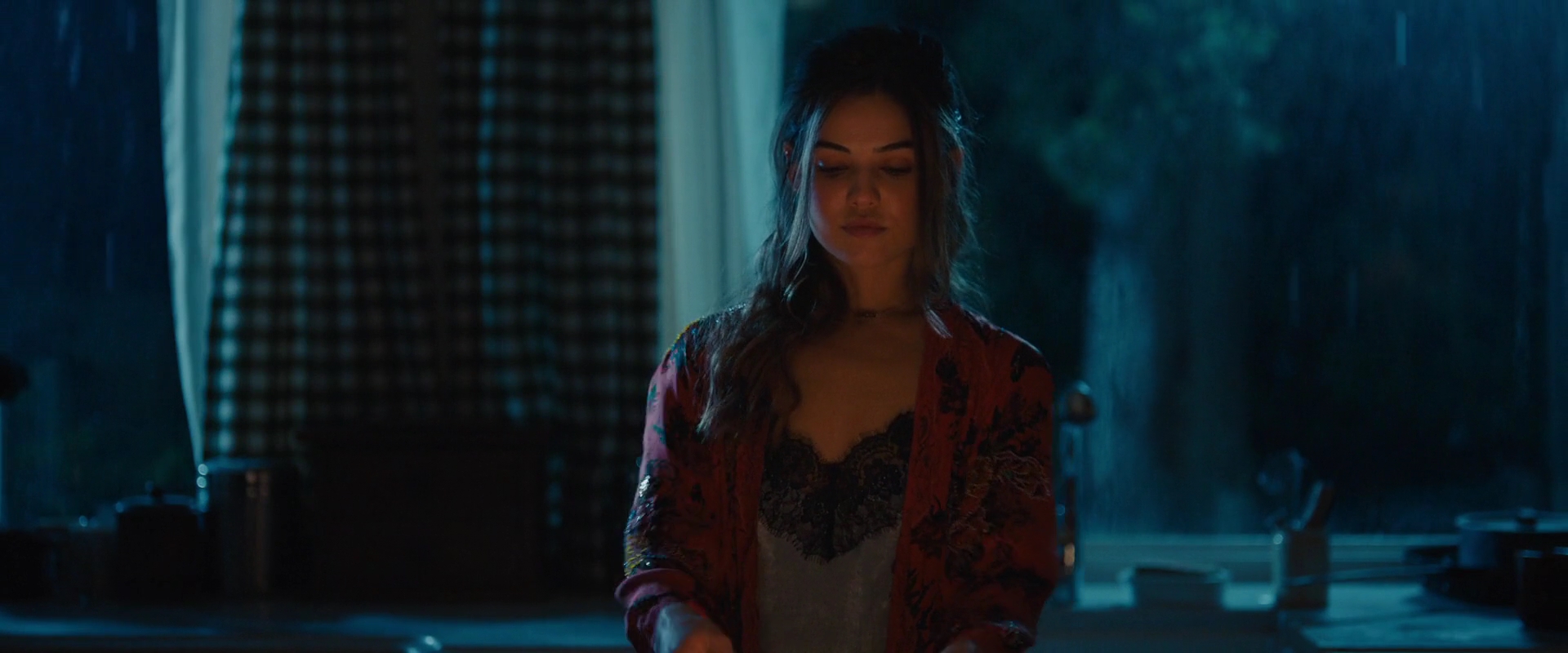 VampireDiariesWorld-dot-nl_GhostLight11939.jpg
