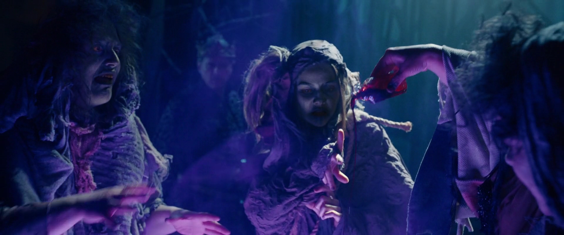 VampireDiariesWorld-dot-nl_GhostLight13455.jpg VampireDiariesWorld-dot-nl_GhostLight13455.jpg