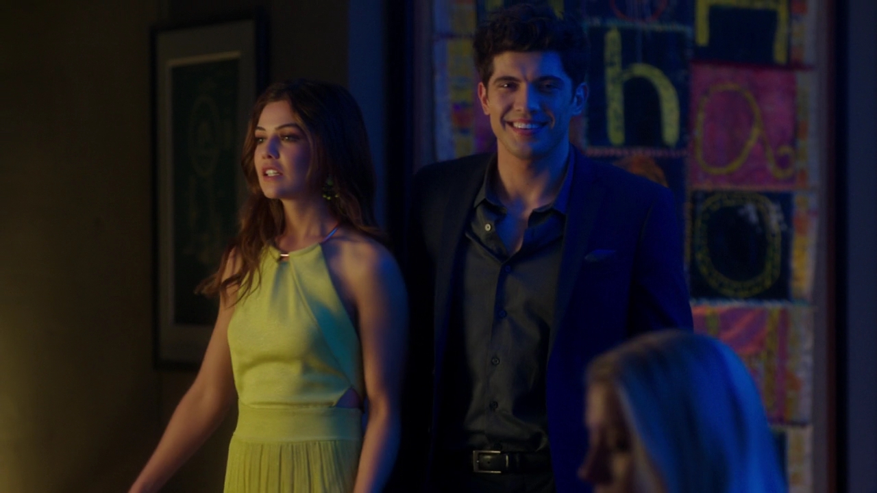 VampireDiariesWorld-dot-NL_FamousInLove2x05-1811.jpg