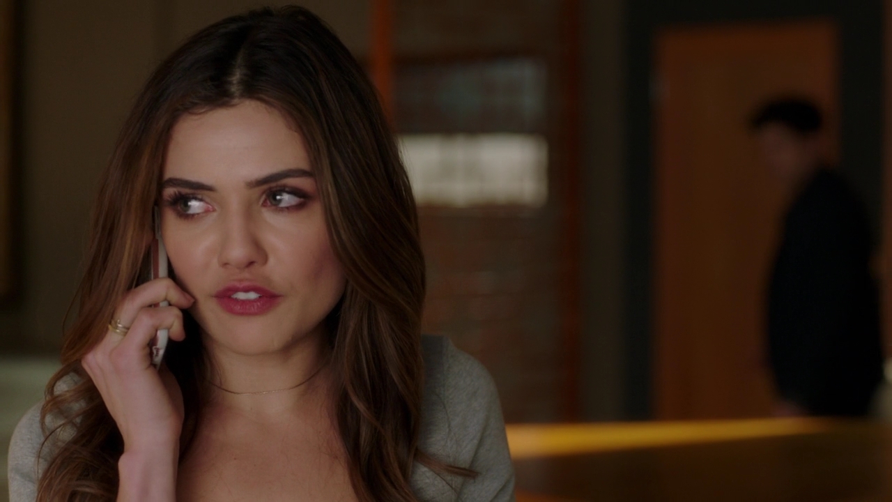 VampireDiariesWorld-dot-NL_FamousInLove2x06-0631.jpg