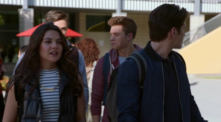 VampireDiariesWorld-dot-nl_Runaways1x01-0809.jpg