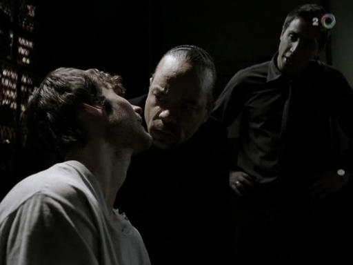 VampireDiariesWorld-dot-nl_LawAndOrderSVU4x20-0624.jpg