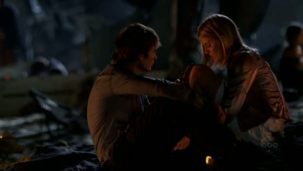VampireDiariesWorld-dot-org_Lost-1x01PilotPart1-00067.jpg