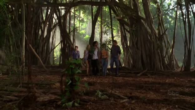 VampireDiariesWorld-dot-org_Lost-1x02PilotPart2-00147.jpg