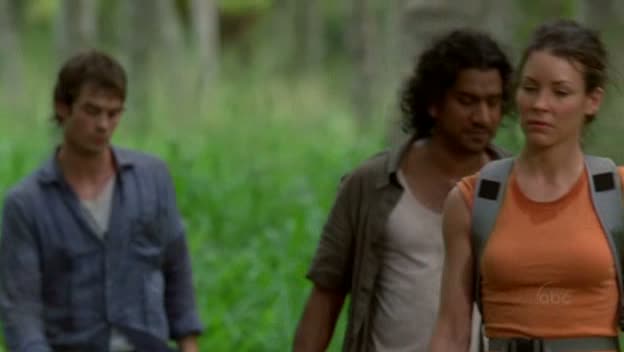 VampireDiariesWorld-dot-org_Lost-1x02PilotPart2-00168.jpg