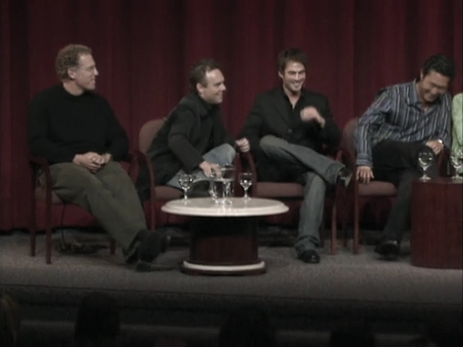 VampireDiariesWorld-dot-nl_LostS1-LostRevealed_LiveFromTheMuseumOfTelevisionAndRadio0051.jpg