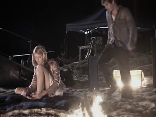 VampireDiariesWorld-dot-nl_LostS1-TalesFromTheIsland_HeartsAndMinds0026.jpg