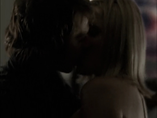 VampireDiariesWorld-dot-nl_LostS1-TalesFromTheIsland_HeartsAndMinds0304.jpg