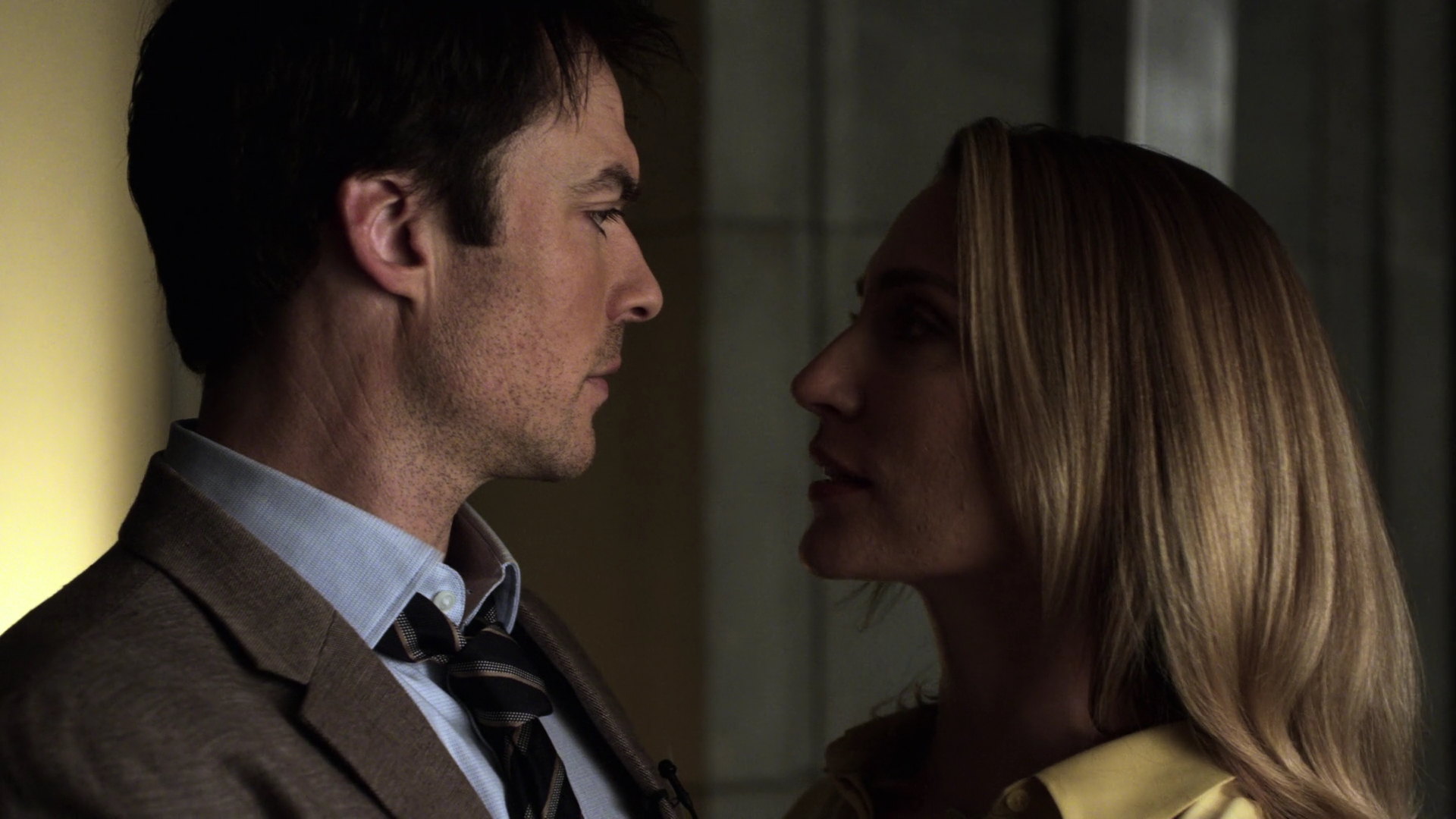 VampireDiariesWorld-dot-nl_V-Wars1x01-0323.jpg VampireDiariesWorld-dot-nl_V-Wars1x01-0323.jpg