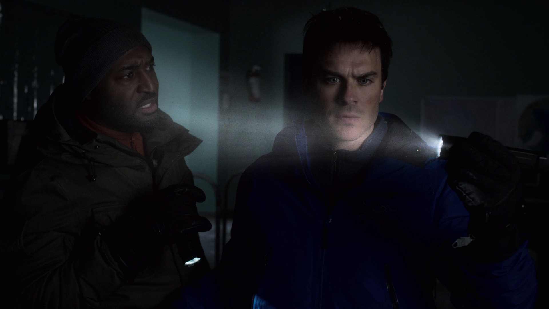 VampireDiariesWorld-dot-nl_V-Wars1x01-0540.jpg