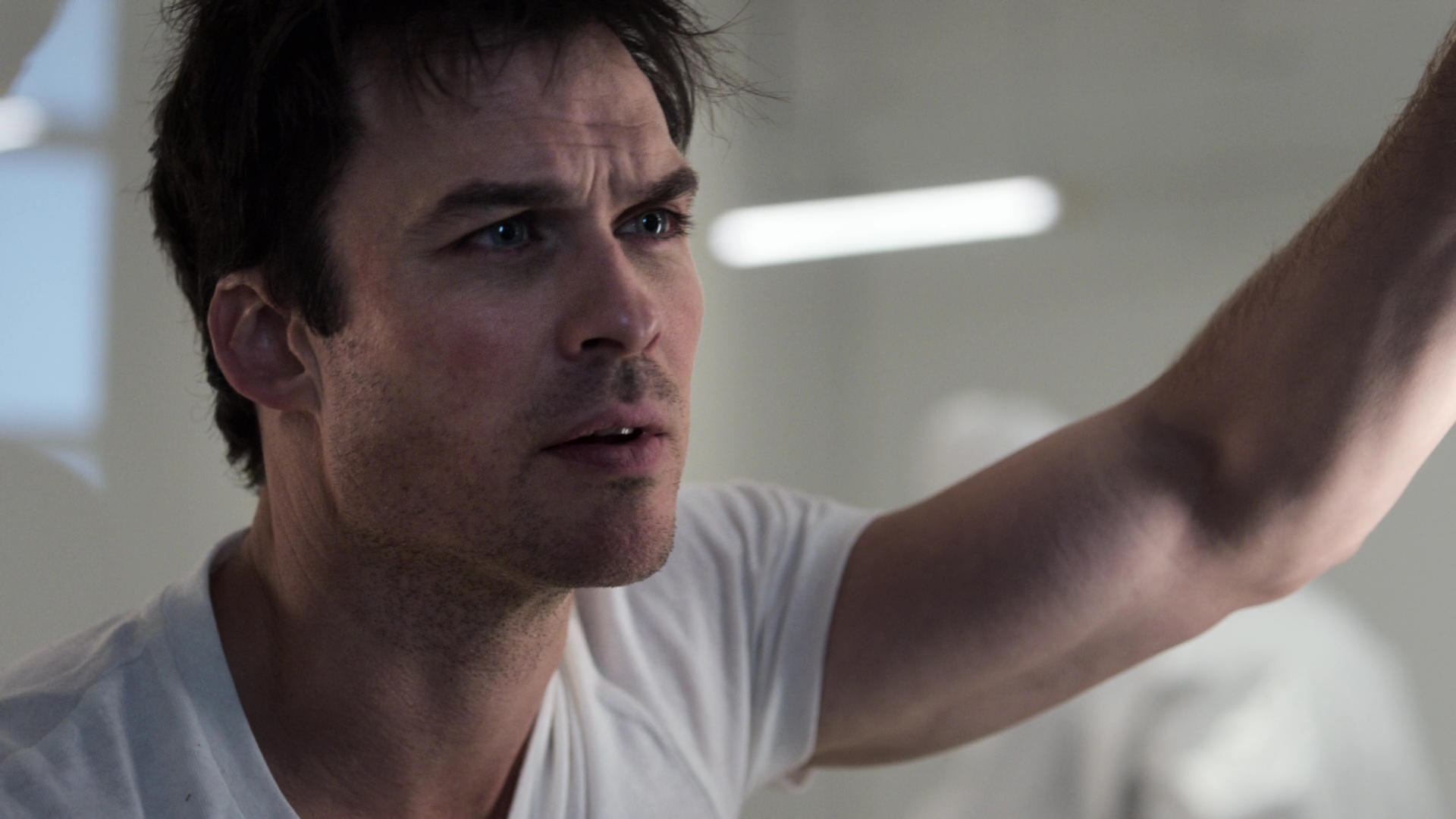 VampireDiariesWorld-dot-nl_V-Wars1x01-0629.jpg VampireDiariesWorld-dot-nl_V-Wars1x01-0629.jpg