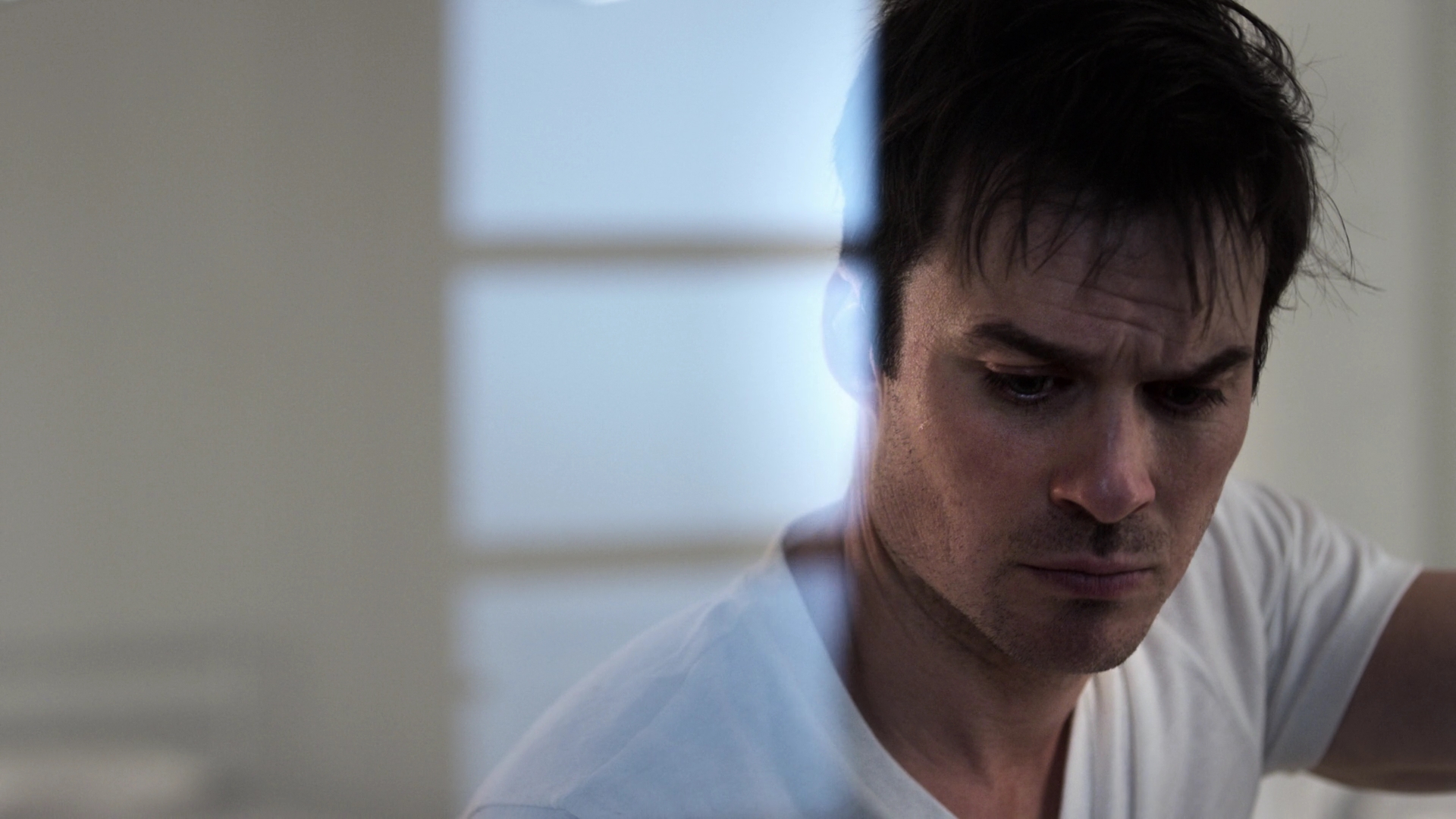 VampireDiariesWorld-dot-nl_V-Wars1x01-0644.jpg VampireDiariesWorld-dot-nl_V-Wars1x01-0644.jpg