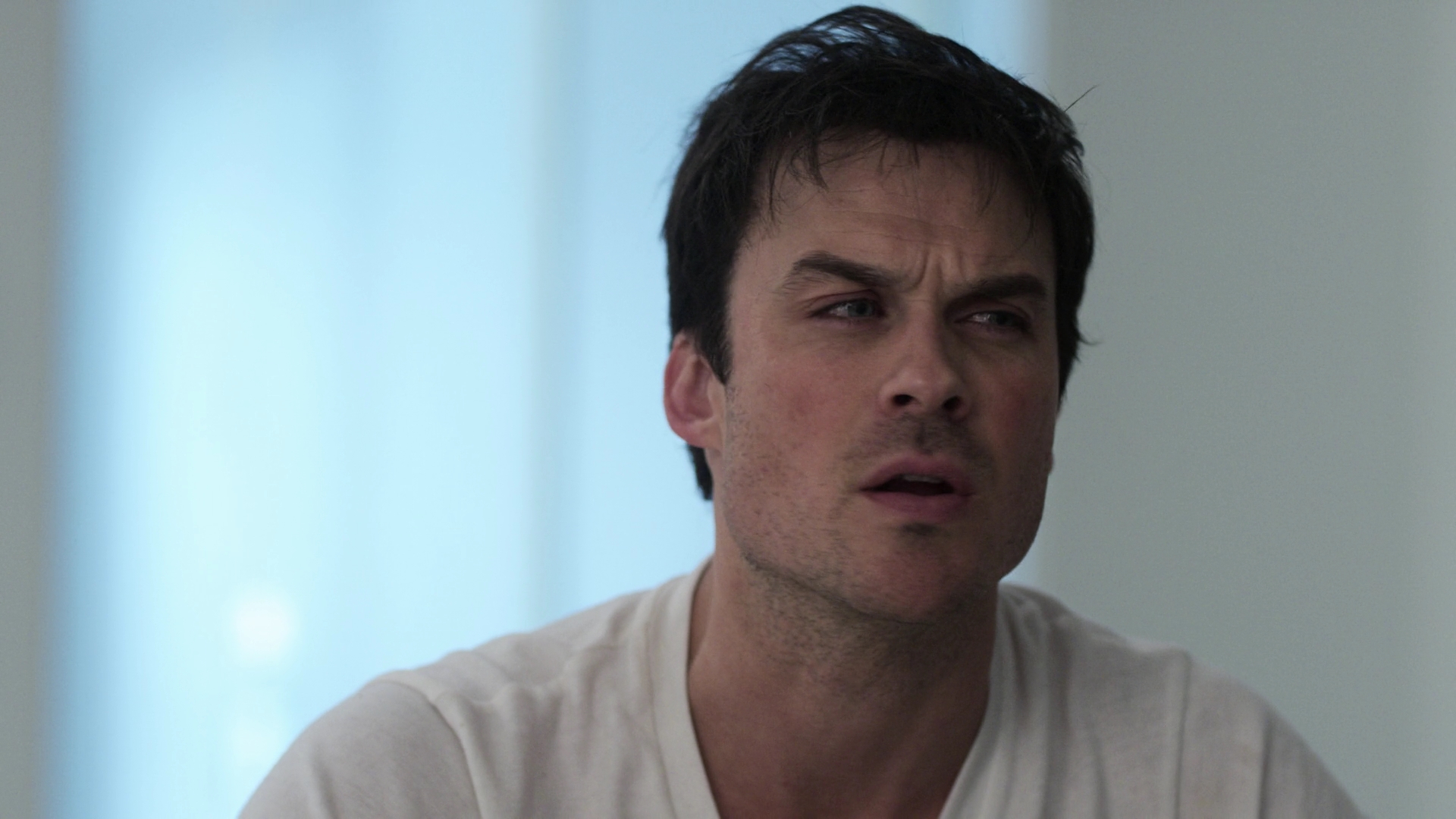 VampireDiariesWorld-dot-nl_V-Wars1x01-0831.jpg VampireDiariesWorld-dot-nl_V-Wars1x01-0831.jpg