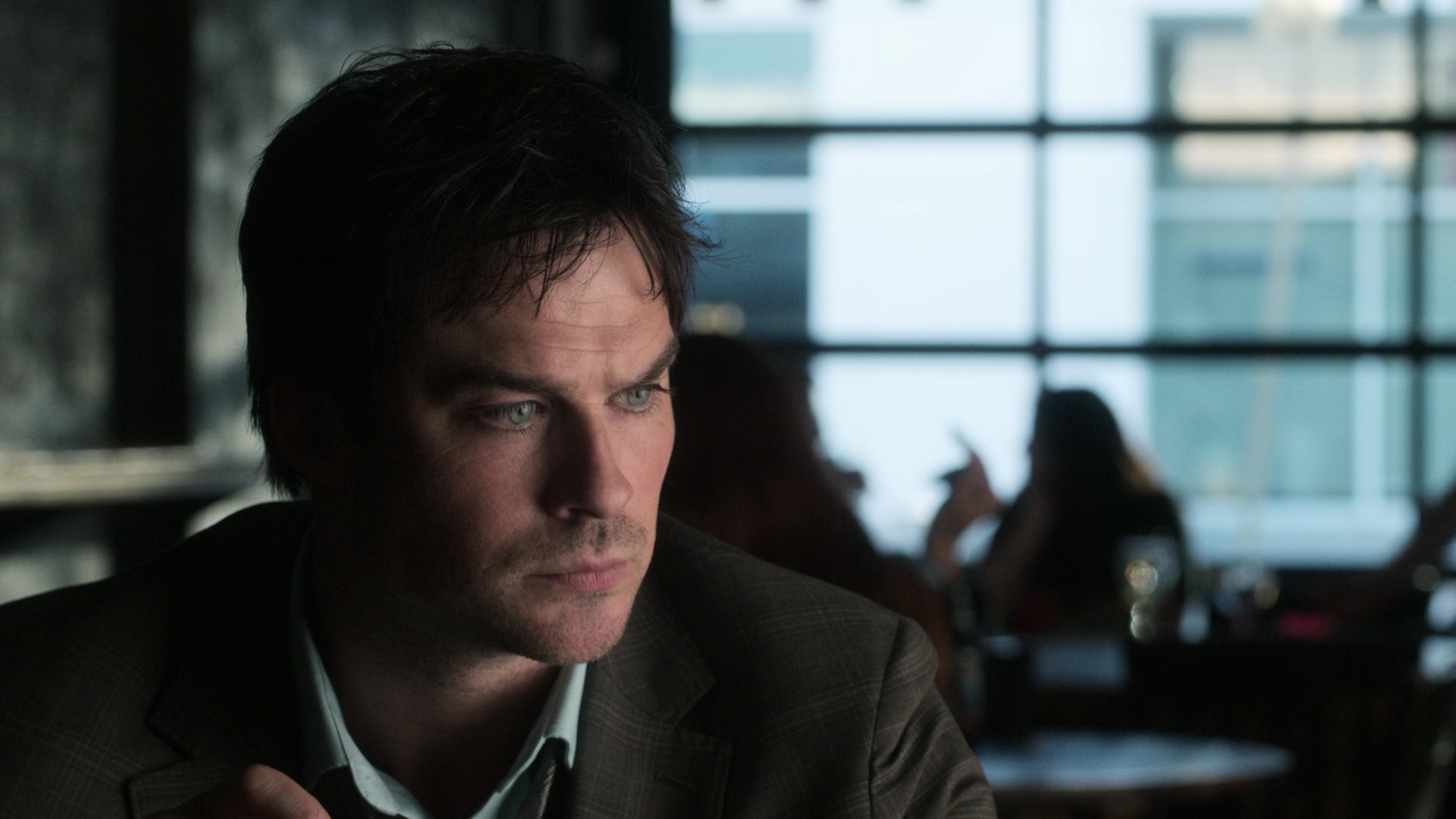 VampireDiariesWorld-dot-nl_V-Wars1x01-1371.jpg VampireDiariesWorld-dot-nl_V-Wars1x01-1371.jpg