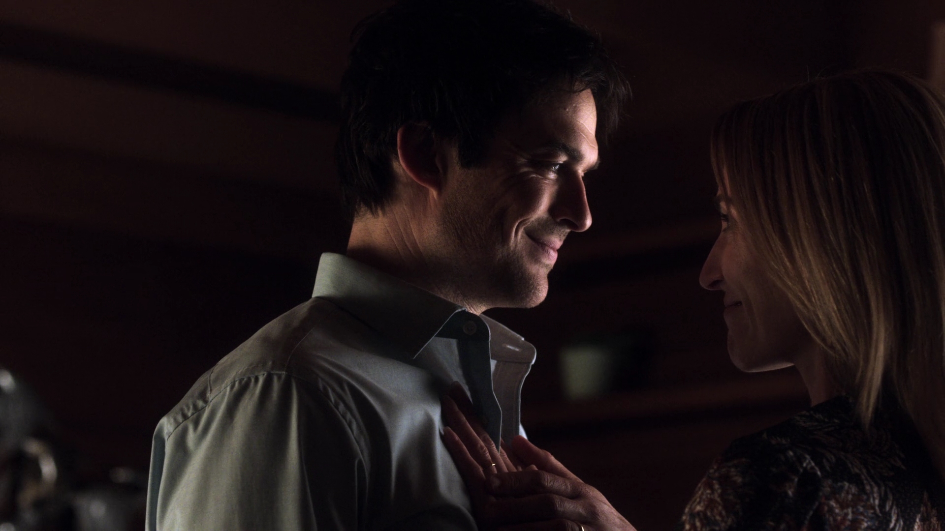 VampireDiariesWorld-dot-nl_V-Wars1x01-1517.jpg VampireDiariesWorld-dot-nl_V-Wars1x01-1517.jpg