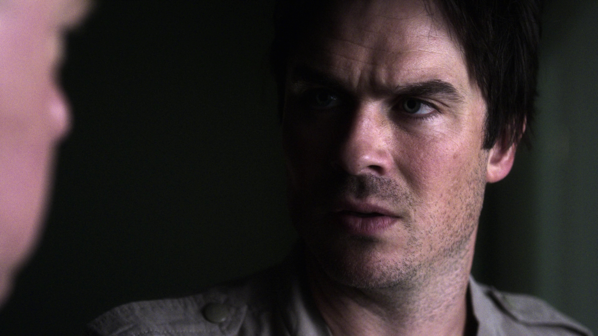 VampireDiariesWorld-dot-nl_V-Wars1x01-2324.jpg VampireDiariesWorld-dot-nl_V-Wars1x01-2324.jpg