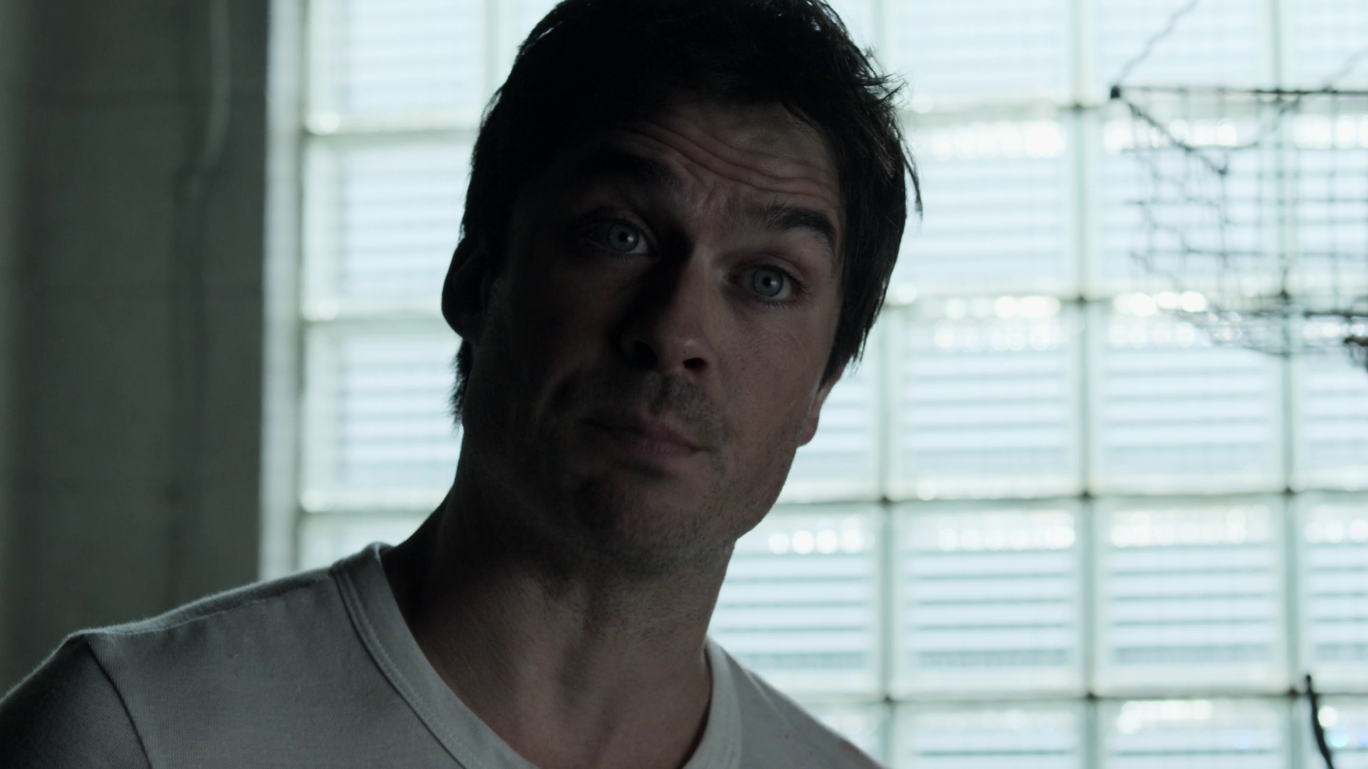 VampireDiariesWorld-dot-nl_V-Wars1x02-0874.jpg VampireDiariesWorld-dot-nl_V-Wars1x02-0874.jpg