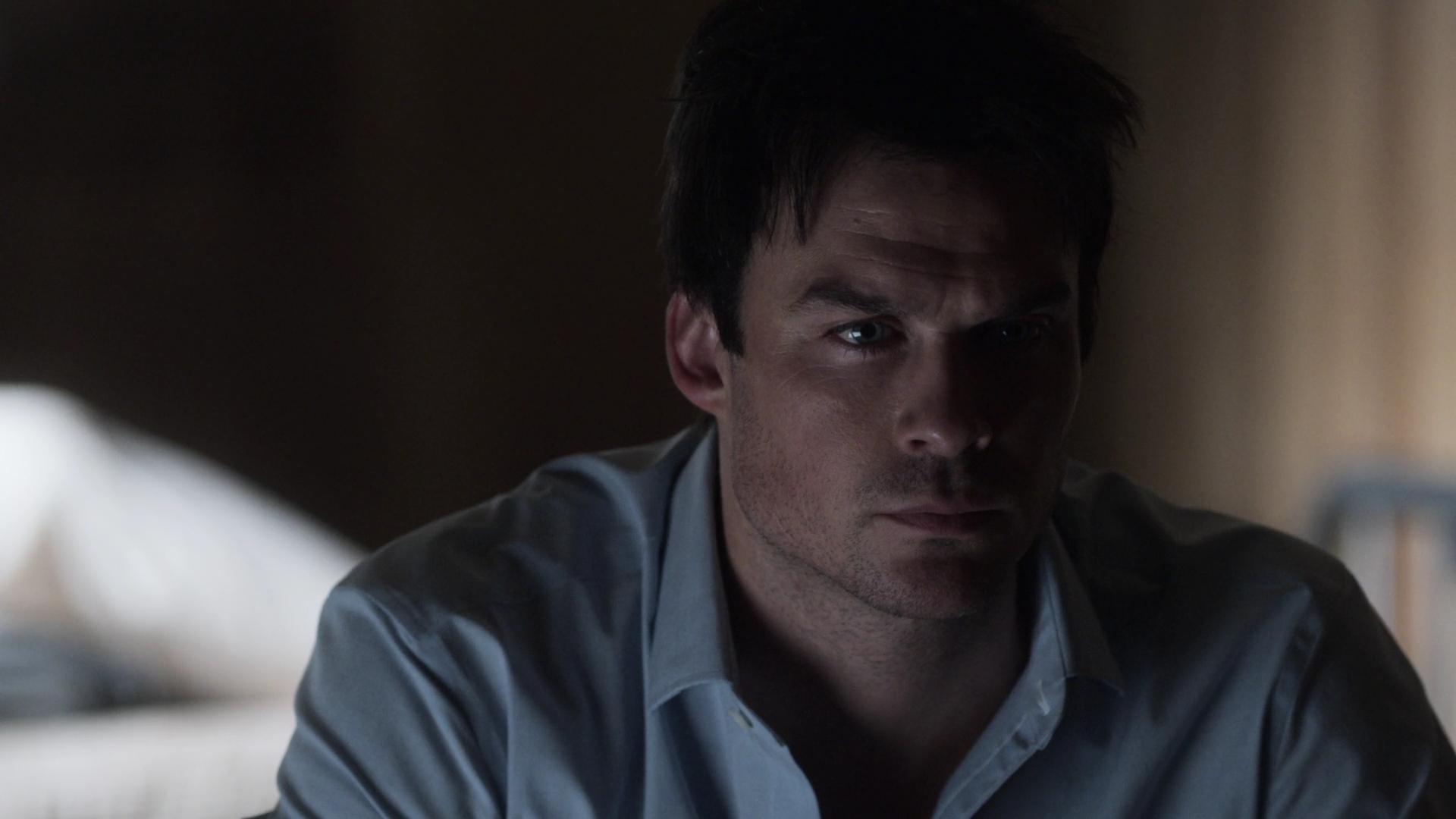 VampireDiariesWorld-dot-nl_V-Wars1x06-1975.jpg