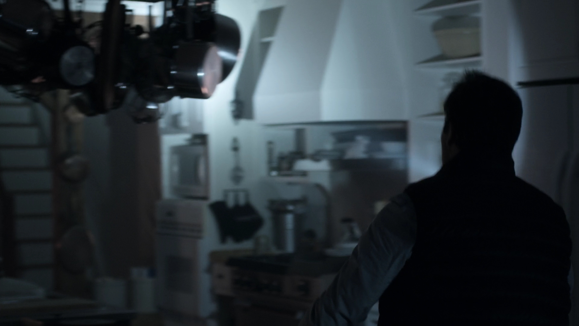 VampireDiariesWorld-dot-nl_V-Wars1x07-1866.jpg VampireDiariesWorld-dot-nl_V-Wars1x07-1866.jpg