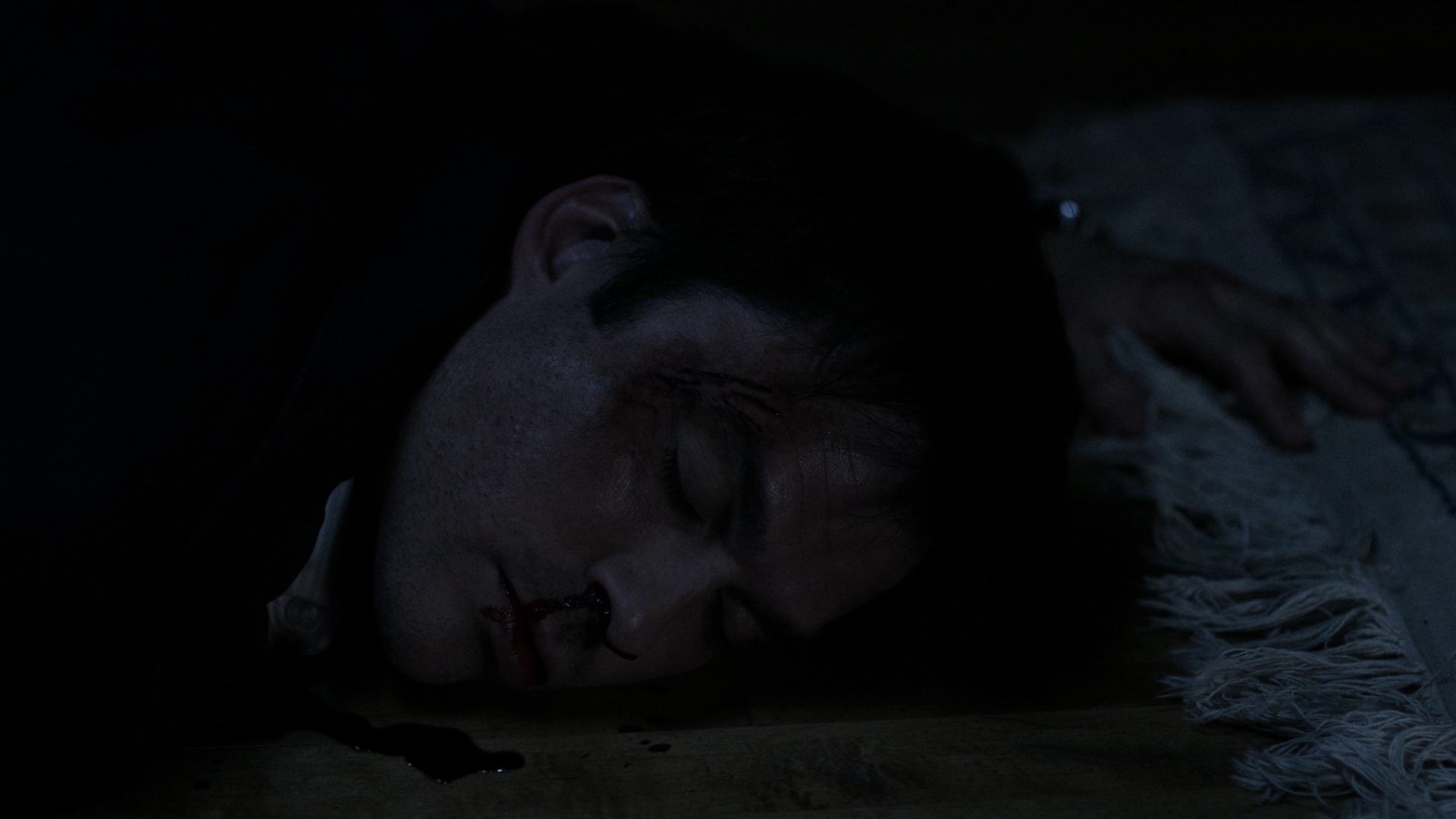 VampireDiariesWorld-dot-nl_V-Wars1x10-4104.jpg