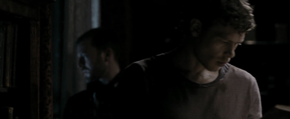 VampireDiariesWorld-dot-nl_OpenGrave1223.jpg